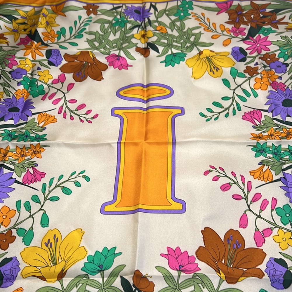 ZARA INITIAL (I) SILK SCARF SPECIAL EDITION - Picture 4 of 9